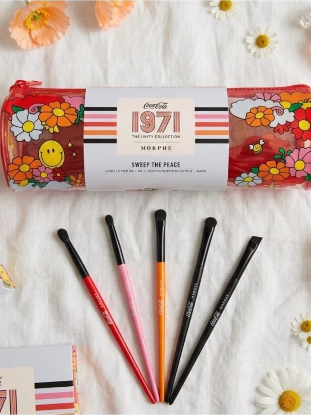 Morphe x Coca-Cola 1971 Sweep The Peace Eye Brush Set